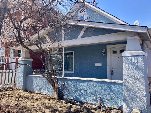 211 7 Street Ne, House detached with 2 bedrooms, 1 bathrooms and 2 parking in Calgary AB | Image 6