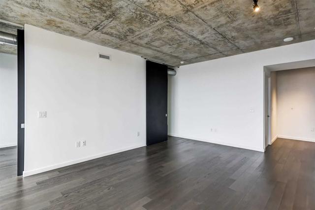 2208 - 170 Bayview Ave, Condo with 2 bedrooms, 2 bathrooms and 1 parking in Toronto ON | Image 19