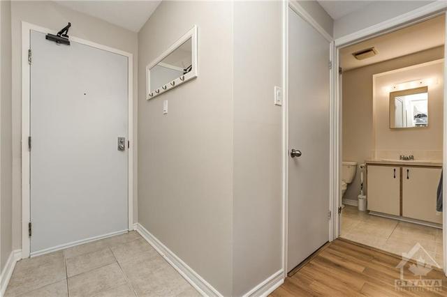 306 - 6376 Bilberry Drive, Condo with 1 bedrooms, 1 bathrooms and 1 parking in Ottawa ON | Image 4