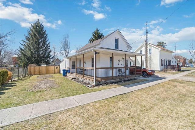 290 Queen Street, House detached with 2 bedrooms, 1 bathrooms and null parking in Chatham Kent ON | Image 17