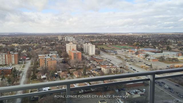2307 - 215 Queen St, Condo with 1 bedrooms, 1 bathrooms and 1 parking in Brampton ON | Image 3