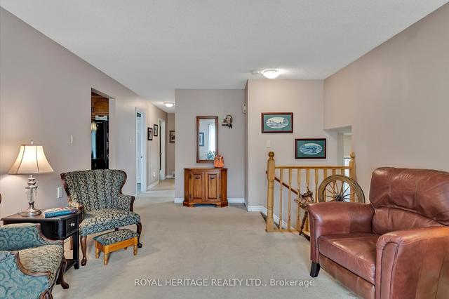 48 Head St, House detached with 2 bedrooms, 3 bathrooms and 7 parking in Kawartha Lakes ON | Image 38