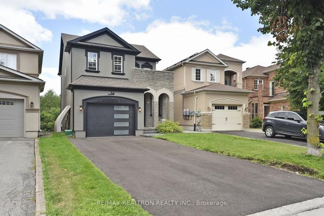 34 Willow Tree St, House detached with 3 bedrooms, 4 bathrooms and 5 parking in Vaughan ON | Image 1
