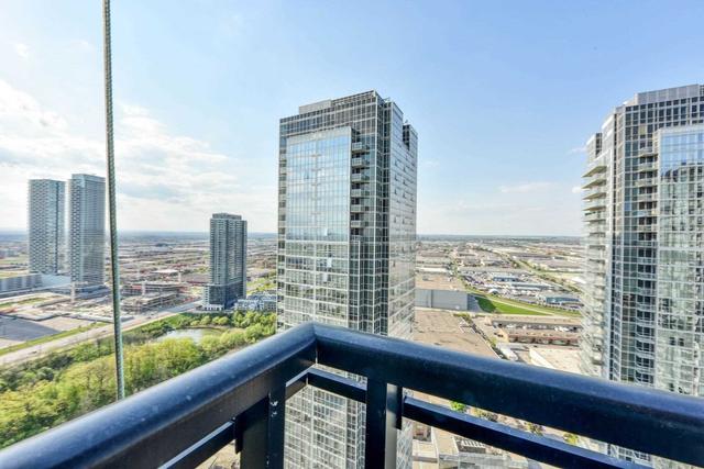3107 - 2910 Highway 7 Ave W, Condo with 2 bedrooms, 2 bathrooms and 1 parking in Vaughan ON | Image 11