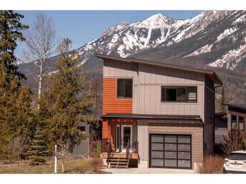 4a Yirri Drive, House detached with 4 bedrooms, 4 bathrooms and null parking in Fernie BC | Card Image