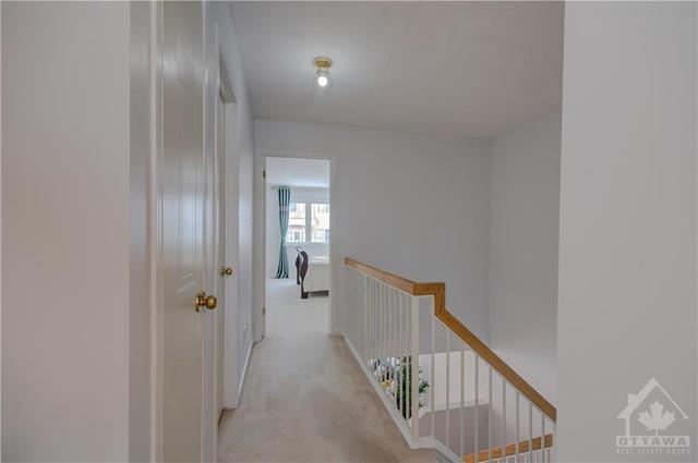 528 Woodchase Street, Townhouse with 3 bedrooms, 3 bathrooms and 3 parking in Ottawa ON | Image 17