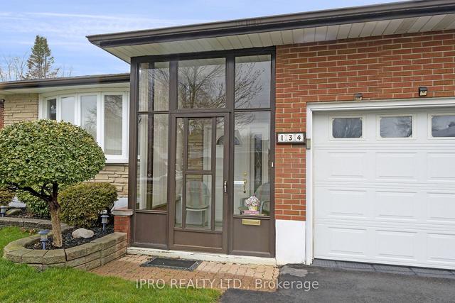 134 Brant Ave, House detached with 3 bedrooms, 2 bathrooms and 3 parking in Guelph ON | Image 23