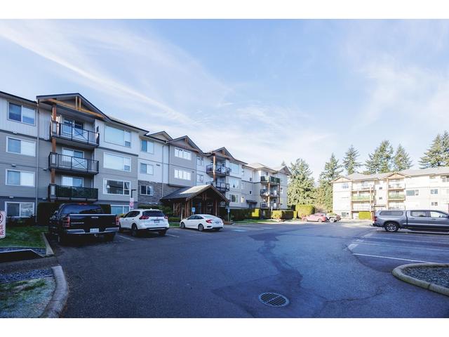 216 - 2955 Diamond Crescent, Condo with 2 bedrooms, 2 bathrooms and 1 parking in Abbotsford BC | Image 3