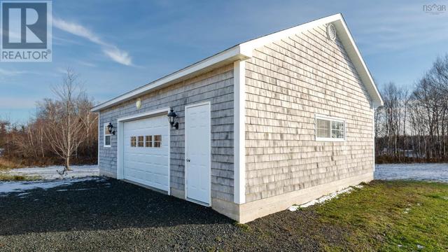 230 223 Highway, House detached with 3 bedrooms, 2 bathrooms and null parking in Victoria, Subd. B NS | Image 38