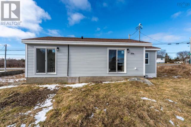 3745 Port La Tour Road, House detached with 1 bedrooms, 1 bathrooms and null parking in Barrington NS | Image 4