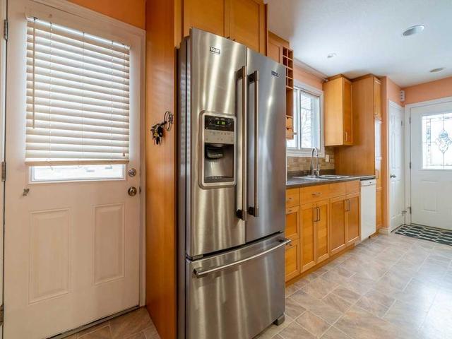 468 Ferndale Ave N, House other with 3 bedrooms, 2 bathrooms and 4 parking in London ON | Image 2