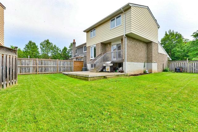 241 Wilson Dr, House detached with 3 bedrooms, 2 bathrooms and 2 parking in Milton ON | Image 18