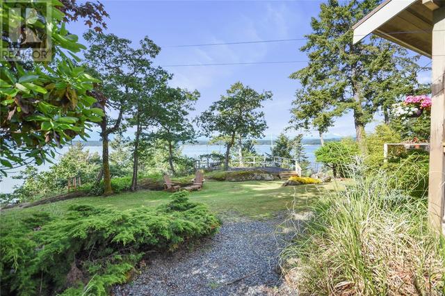 2565 Islands View Dr, House detached with 5 bedrooms, 3 bathrooms and 6 parking in Nanaimo B BC | Image 55