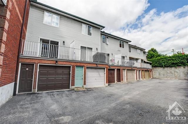 24 Maclean Street, Townhouse with 3 bedrooms, 2 bathrooms and 1 parking in Ottawa ON | Image 26