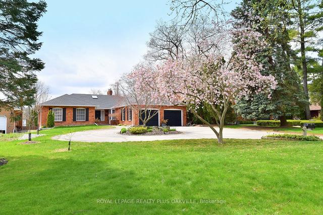 main - 258 Shoreacres Rd, House detached with 3 bedrooms, 2 bathrooms and 12 parking in Burlington ON | Image 18