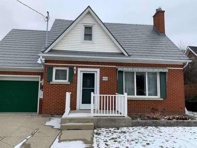 682 Weber St E, House detached with 3 bedrooms, 3 bathrooms and 3 parking in Kitchener ON | Image 1
