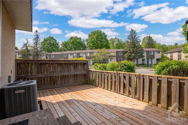 1214 Lassiter Terrace, Townhouse with 3 bedrooms, 2 bathrooms and 1 parking in Ottawa ON | Image 28
