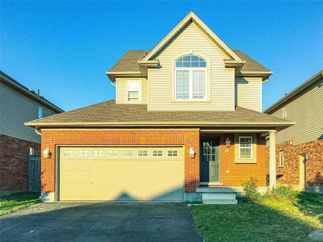 18 Woodbine Avenue Ave, House detached with 5 bedrooms, 4 bathrooms and 4 parking in Kitchener ON | Image 1