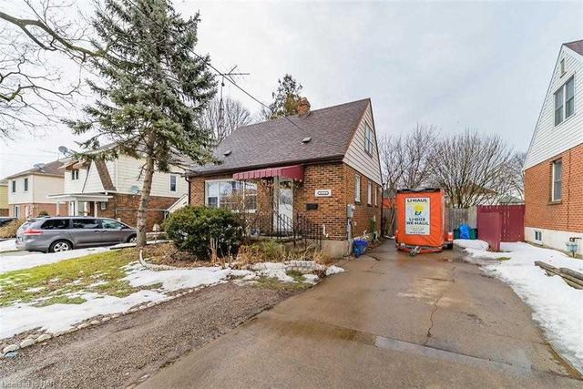 5654 Drummond Rd, House detached with 3 bedrooms, 2 bathrooms and 4 parking in Niagara Falls ON | Image 12
