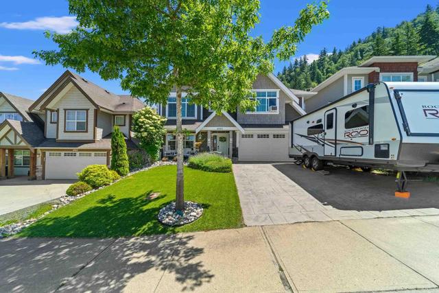 6052 Lindeman Street, House detached with 5 bedrooms, 3 bathrooms and null parking in Chilliwack BC | Card Image