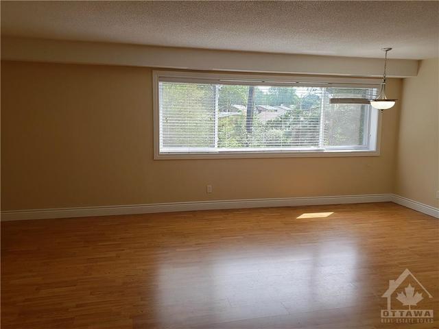 206 - 25 Tamarack Street, Condo with 2 bedrooms, 1 bathrooms and 1 parking in Deep River ON | Image 4