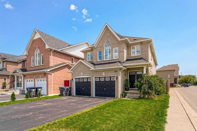 7159 Magistrate Terr, House detached with 4 bedrooms, 3 bathrooms and 6 parking in Mississauga ON | Image 23