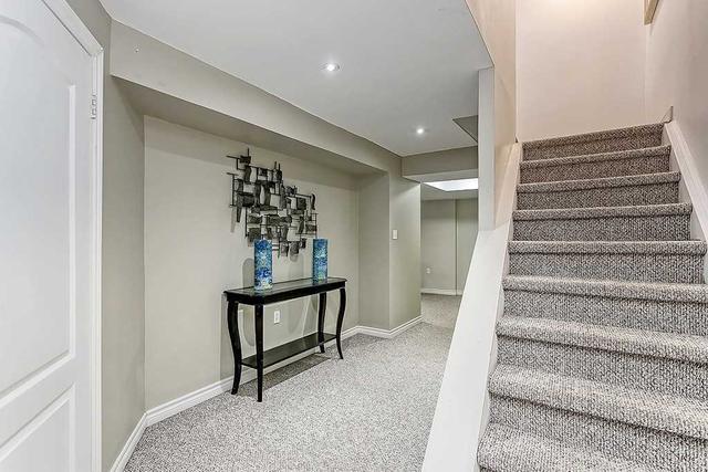 2192 Stratus Dr, House detached with 4 bedrooms, 4 bathrooms and 4 parking in Oakville ON | Image 24