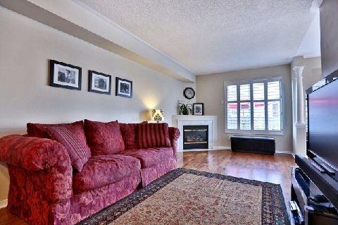 4047 Jarvis Cres, House attached with 3 bedrooms, 3 bathrooms and 3 parking in Burlington ON | Image 5