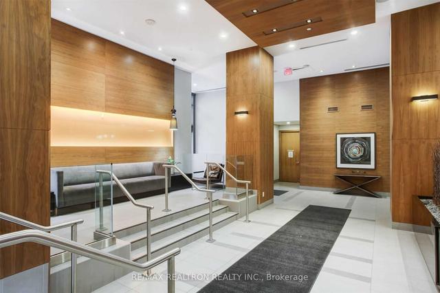 1003 - 295 Adelaide St W, Condo with 1 bedrooms, 1 bathrooms and 0 parking in Toronto ON | Image 13