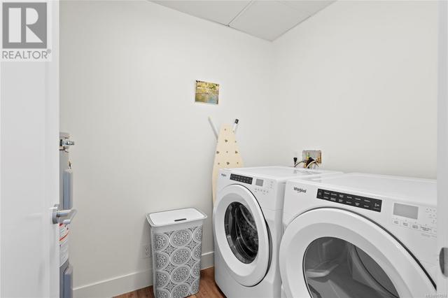 Brand New Washer/Dryer | Image 15