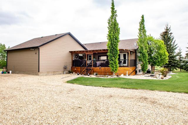 27540 Township Road 372, House detached with 5 bedrooms, 3 bathrooms and null parking in Red Deer County AB | Image 38