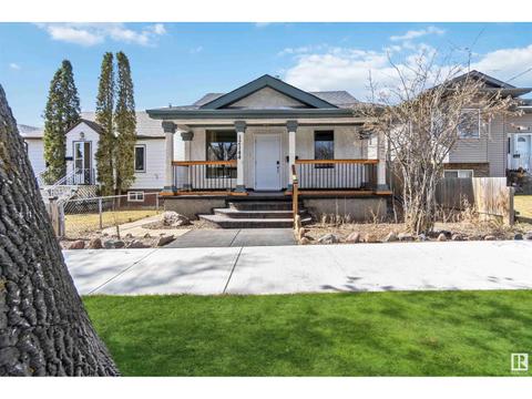 12144 92 St Nw, House detached with 3 bedrooms, 2 bathrooms and null parking in Edmonton AB | Card Image