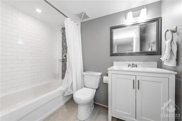Bathroom Virtually Staged | Image 27