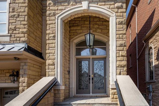 28 Chaiwood Crt, House detached with 4 bedrooms, 4 bathrooms and 6 parking in Vaughan ON | Image 34