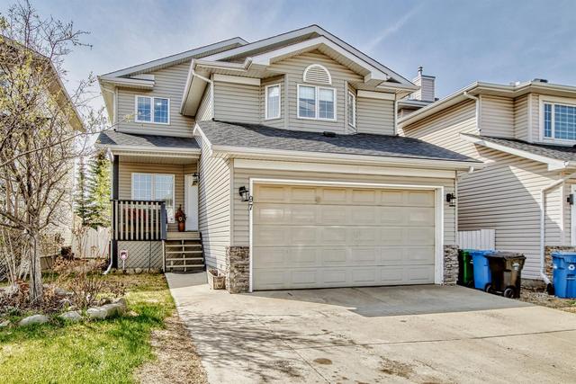 97 Douglas Ridge Circle Se, House detached with 4 bedrooms, 3 bathrooms and 4 parking in Calgary AB | Image 1