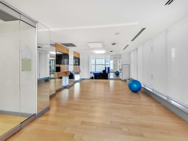 1014 - 105 George St, Condo with 1 bedrooms, 1 bathrooms and null parking in Toronto ON | Image 15