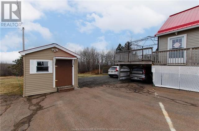 1396 Champlain, House detached with 3 bedrooms, 1 bathrooms and null parking in Dieppe NB | Image 3