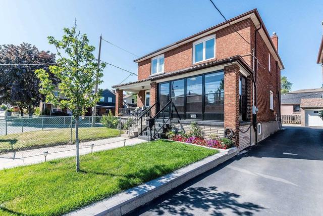 76 Kane Ave, House semidetached with 3 bedrooms, 2 bathrooms and 2 parking in Toronto ON | Image 23