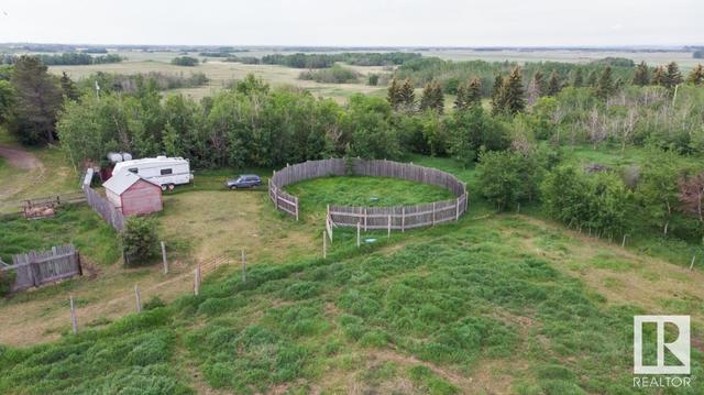 17407 Twp Rd 500, House detached with 5 bedrooms, 2 bathrooms and null parking in Beaver County AB | Image 67
