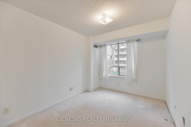 209 - 5940 Yonge St, Condo with 2 bedrooms, 2 bathrooms and 1 parking in Toronto ON | Image 2