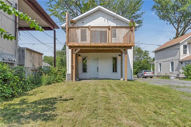 695 Montreal Street, House detached with 4 bedrooms, 0 bathrooms and 2 parking in Kingston ON | Image 38