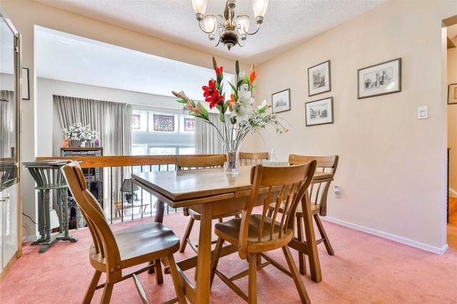 34 Vicora Linkway, Townhouse with 3 bedrooms, 2 bathrooms and 2 parking in Toronto ON | Image 38