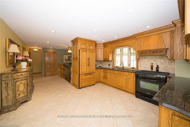 3628 Concession Dr, House detached with 3 bedrooms, 2 bathrooms and 8 parking in Southwest Middlesex ON | Image 27