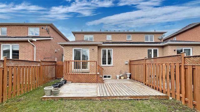 82 Brightsview Dr, House semidetached with 3 bedrooms, 4 bathrooms and 3 parking in Richmond Hill ON | Image 32