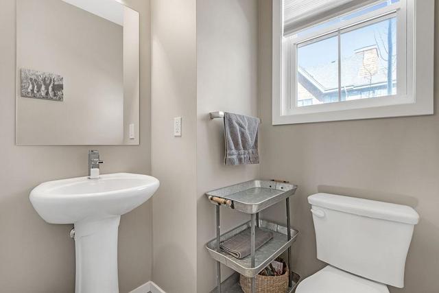 107 Ascot Point Sw, Home with 2 bedrooms, 2 bathrooms and 3 parking in Calgary AB | Image 16