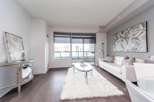 1007 - 25 Fontenay Crt, Condo with 1 bedrooms, 1 bathrooms and 1 parking in Toronto ON | Image 4