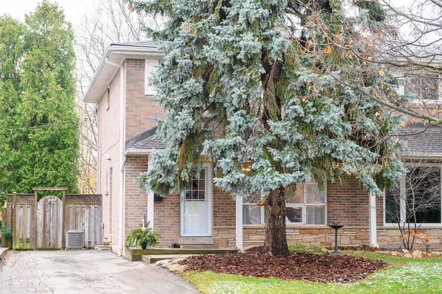 426 Melores Dr, House semidetached with 4 bedrooms, 2 bathrooms and 3 parking in Burlington ON | Image 1
