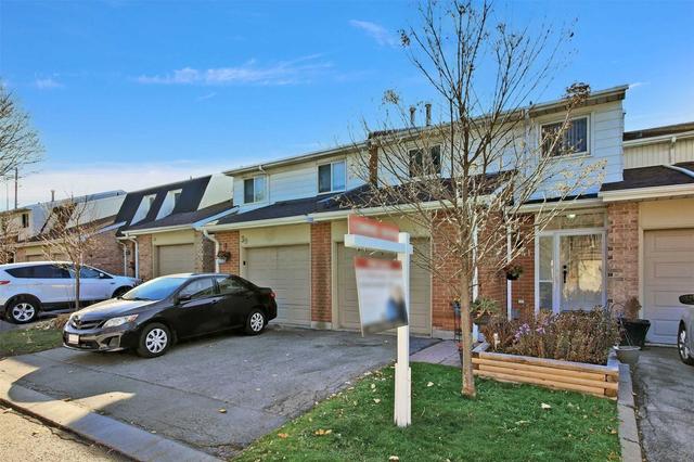 41 Kindale Way, Townhouse with 3 bedrooms, 2 bathrooms and 2 parking in Markham ON | Card Image