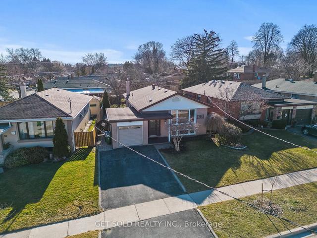 20 Riverhead Dr, House detached with 3 bedrooms, 2 bathrooms and 3 parking in Toronto ON | Image 22