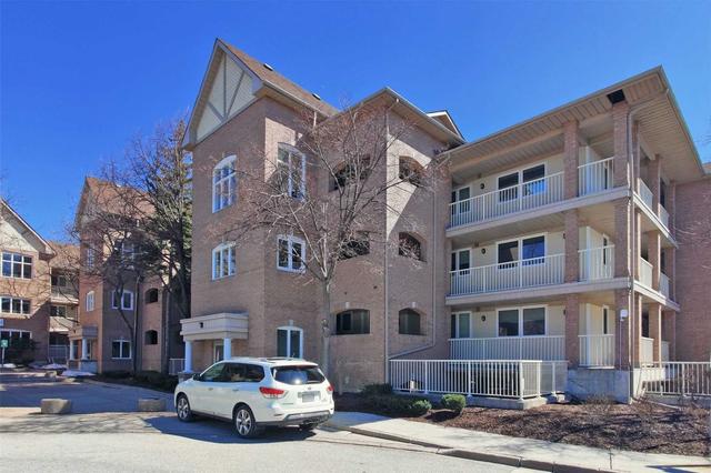 113 - 55 Bristol Rd E, Townhouse with 2 bedrooms, 1 bathrooms and 1 parking in Mississauga ON | Image 1